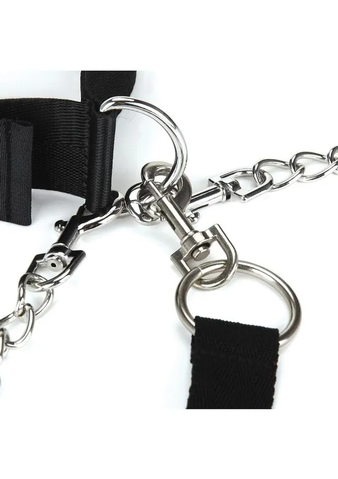 Couples Lux Fetish Lux Fetish Collar Cuffs and Leash Set with Removable Cuffs and Leash